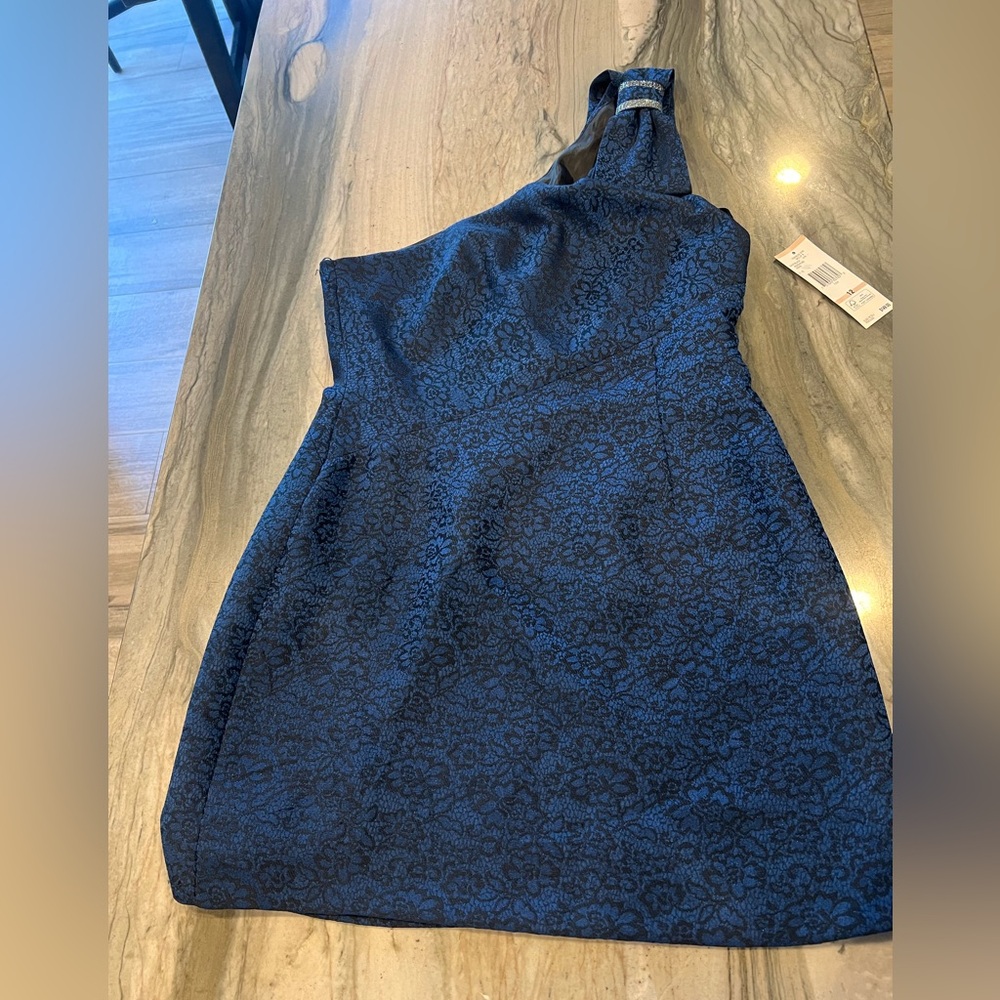 Nine West One-Shoulder Navy Floral Dress